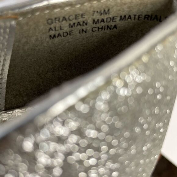 NWT Rampage Metallic Silver Open Toe Heels Size 7.5 - Picture 6 of 6